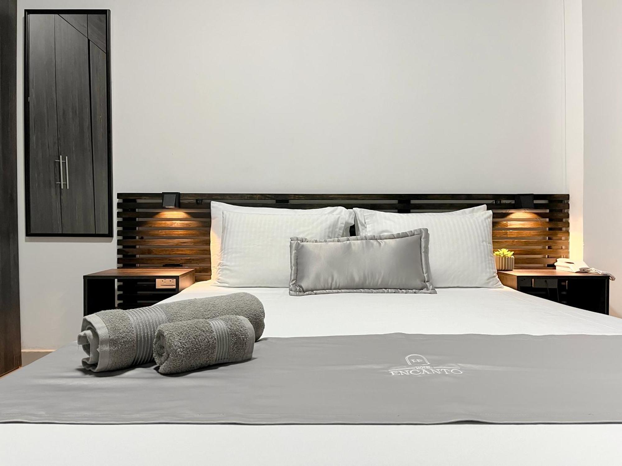 פופאיין Hotel Encanto מראה חיצוני תמונה